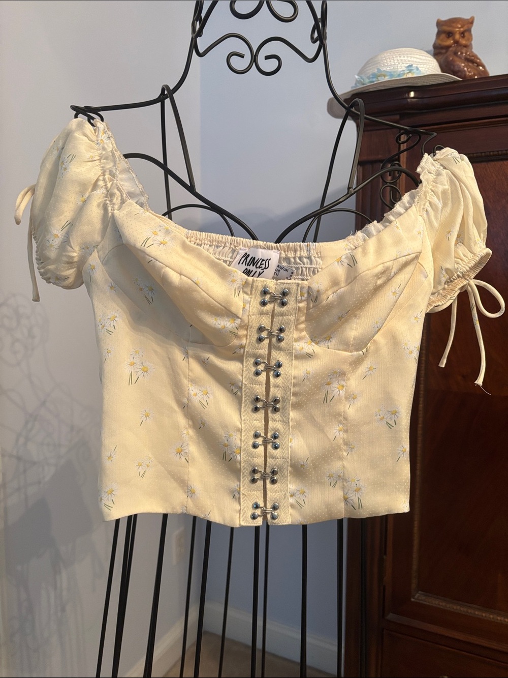 Princess Polly Cream Floral Off-Shoulder Corset Crop Top